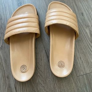 Khaki slides